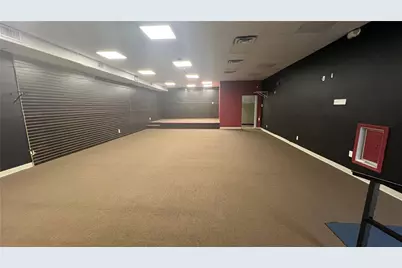 852 Newport Avenue, Pawtucket, RI 02861 - Photo 2