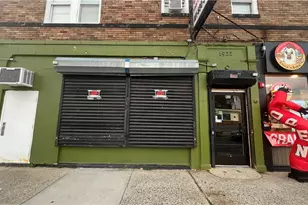 852 Newport Ave, Pawtucket, RI 02861 - Photo 1