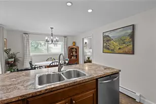 99 Peachtree Rd, North Kingstown, RI 02852 - Photo 10