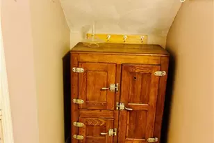 11 College Hill Rd, Warwick, RI 02886 - Photo 32