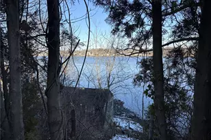 351 County Rd, Barrington, RI 02806 - Photo 4