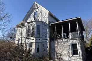 351 County Rd, Barrington, RI 02806 - Photo 2