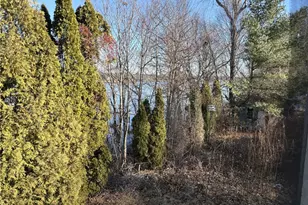 351 County Rd, Barrington, RI 02806 - Photo 24