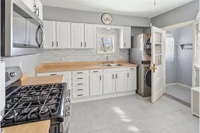 83 Fourth Avenue, Woonsocket, RI 02895 - Photo 4