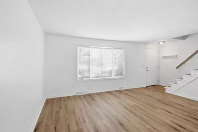 23 Benefit Street #16, Warwick, RI 02886 - Photo 12