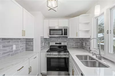 23 Benefit Street #16, Warwick, RI 02886 - Photo 16