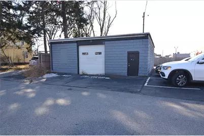 508 Reservoir Avenue, Cranston, RI 02910 - Photo 4