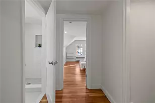 47 Brettonwoods Dr, Cranston, RI 02920 - Photo 24