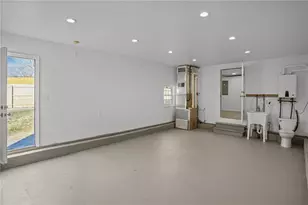 33 Holden St, Coventry, RI 02816 - Photo 26