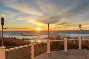 22 Shore Rd, Narragansett, RI 02882 - Photo 12