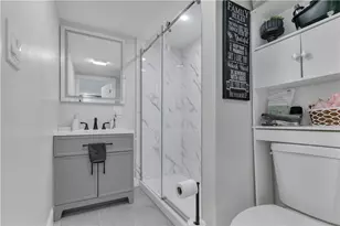 215 Kenyon Ave, Pawtucket, RI 02861 - Photo 8