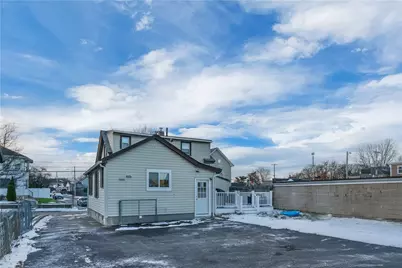 215 Kenyon Avenue, Pawtucket, RI 02861 - Photo 14