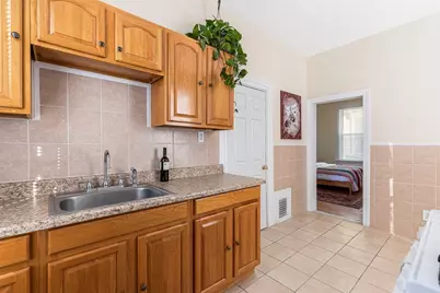 1402 Westminster Street #1R, Providence, RI 02909 - Photo 4