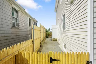 333 Riverside St, Portsmouth, RI 02871 - Photo 26