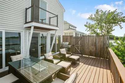 333 Riverside Street, Portsmouth, RI 02871 - Photo 6