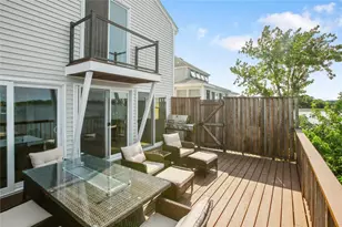 333 Riverside St, Portsmouth, RI 02871 - Photo 6