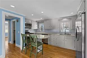 59 Ferry Ln, Barrington, RI 02806 - Photo 4