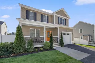 136 Cobble Hill Rd, Lincoln, RI 02865 - Photo 2