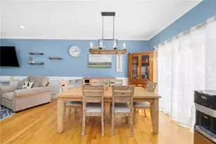 136 Cobble Hill Rd, Lincoln, RI 02865 - Photo 14