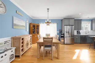 136 Cobble Hill Rd, Lincoln, RI 02865 - Photo 12