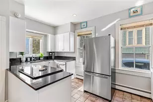 269 Doyle Ave, Providence, RI 02906 - Photo 16