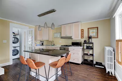 27 Burnside Avenue, Newport, RI 02840 - Photo 8