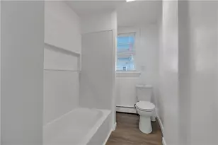 48 Kenwood St, Providence, RI 02909 - Photo 18