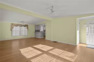 77 Lear Dr, Coventry, RI 02816 - Photo 8