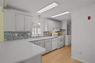 77 Lear Dr, Coventry, RI 02816 - Photo 10