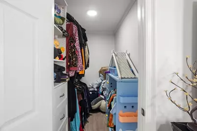 38 Klondike Street, Providence, RI 02909 - Photo 10