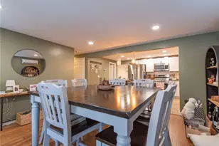 91 Windsor Park Dr, Coventry, RI 02816 - Photo 8