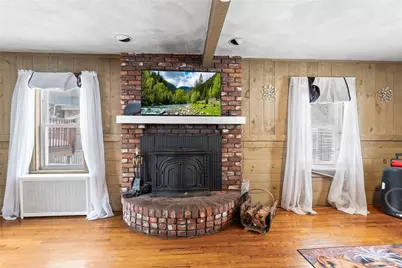 3 Hutchinson Avenue, Pawtucket, RI 02861 - Photo 4