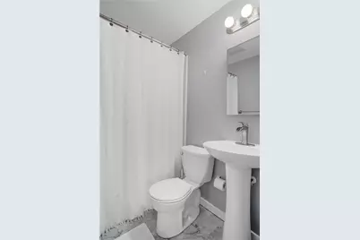 4 Halsey Avenue, Middletown, RI 02842 - Photo 16