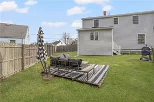 4 Halsey Ave, Middletown, RI 02842 - Photo 28