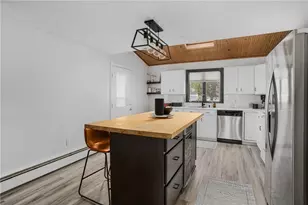 4 Halsey Ave, Middletown, RI 02842 - Photo 14