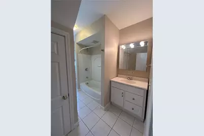 18 Hobson Avenue, North Providence, RI 02911 - Photo 14