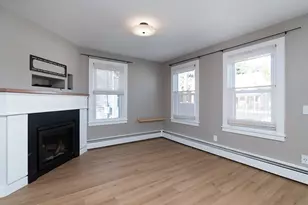 40 Mechanic St, South Kingstown, RI 02879 - Photo 6