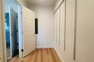 115 Wellington Ave, Newport, RI 02840 - Photo 18