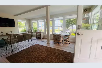 115 Wellington Avenue #1, Newport, RI 02840 - Photo 6