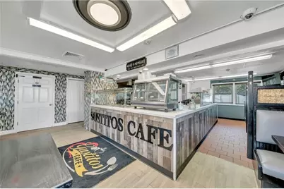 426 Cass Avenue, Woonsocket, RI 02895 - Photo 8