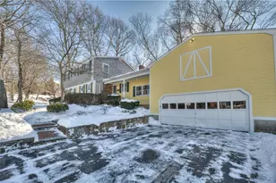 6 Contour Rd, Warwick, RI 02886 - Photo 2