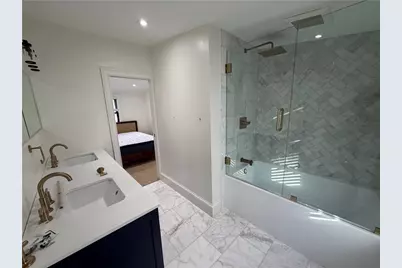 7 Dearborn Street #3, Newport, RI 02840 - Photo 22