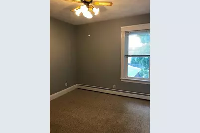 356 Orient Ave Avenue, Pawtucket, RI 02861 - Photo 10