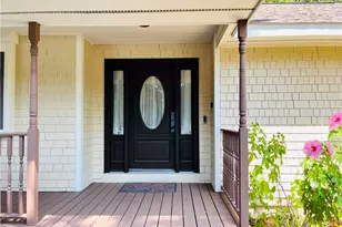 3 Sullivan Terrace, Barrington, RI 02806 - Photo 2