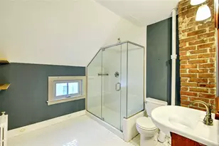 2952 E Main Rd, Portsmouth, RI 02871 - Photo 30