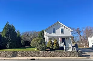 2952 E Main Rd, Portsmouth, RI 02871 - Photo 46