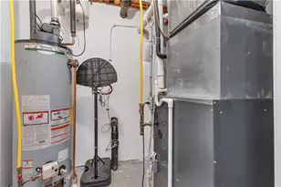 414 Rhode Island Ave, Woonsocket, RI 02895 - Photo 32