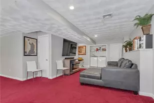 414 Rhode Island Ave, Woonsocket, RI 02895 - Photo 30