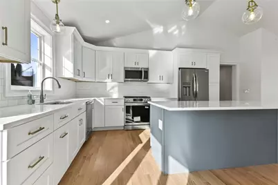 95 Honeysuckle Road, Warwick, RI 02888 - Photo 8