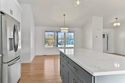 95 Honeysuckle Road, Warwick, RI 02888 - Photo 10